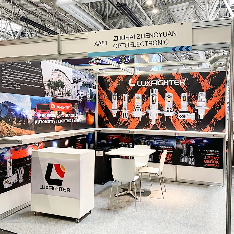 LED žarometi LUXFIGHTER razstavljajo na AUTOMECHANIKA 2025 UK